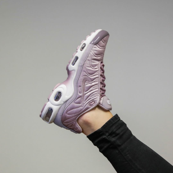 Saturar fórmula lote Nike Air Max Plus “Satin” exclusivas de Foot Locker #approvedforher |  Sneakers Magazine España
