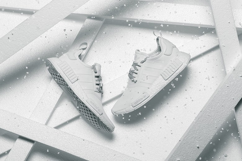 bofetada transmitir A merced de adidas NMD R1 «All white» | Sneakers Magazine España